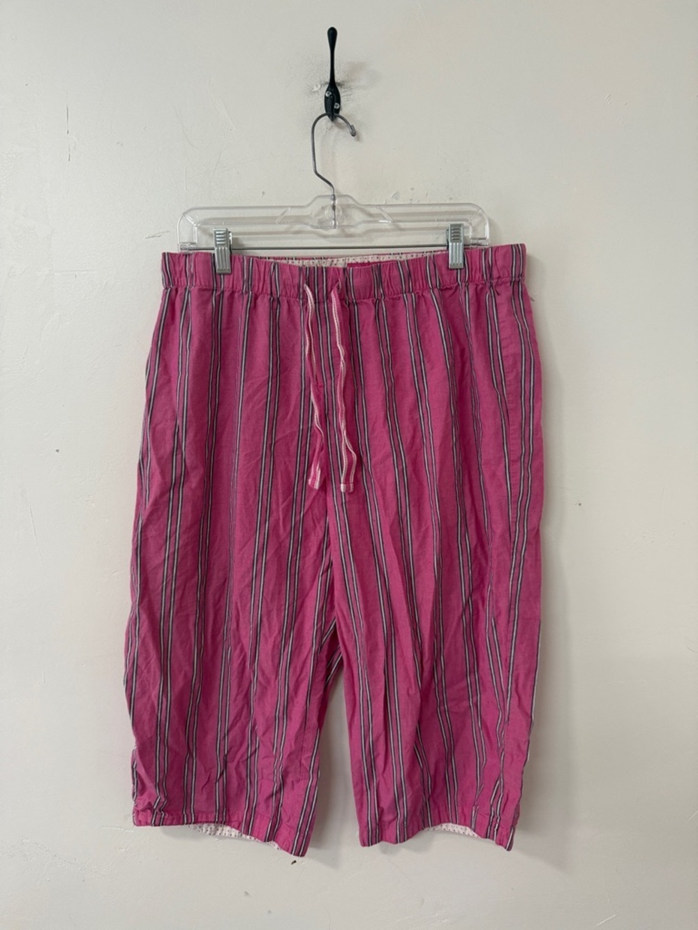 Xhilaration Pink Striped Pull-On Lounge pants